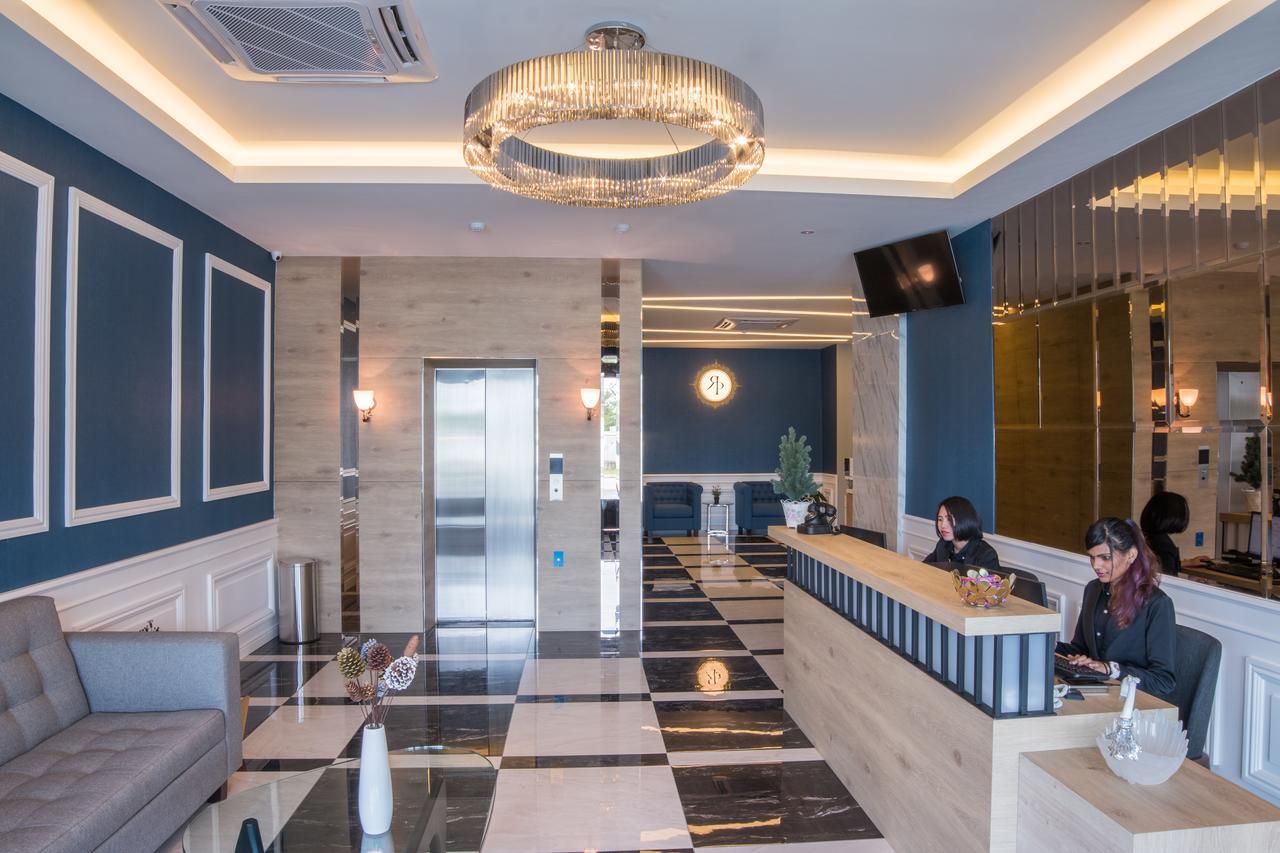 Redpine Boutique Hotel Skudai Exterior photo